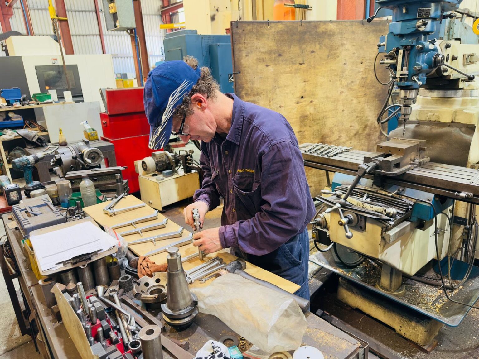 Repair and Refurbishing - Hands Engineering